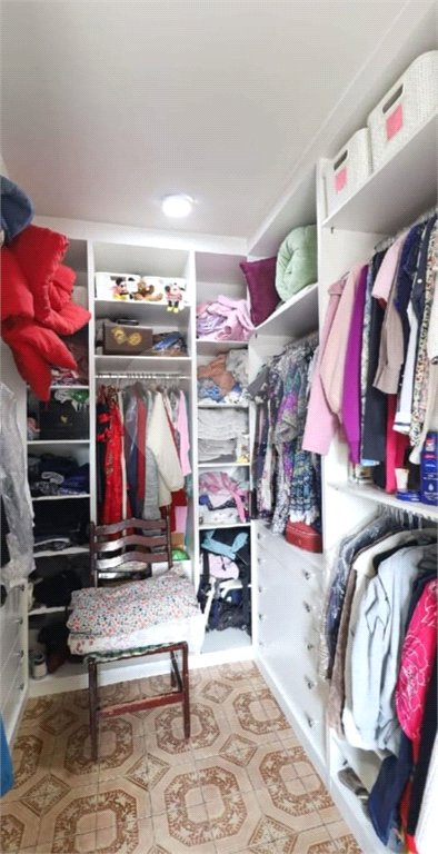 Sobrado à venda com 3 quartos, sendo 1 suíte,  em Vila Constança, São Paulo, SP