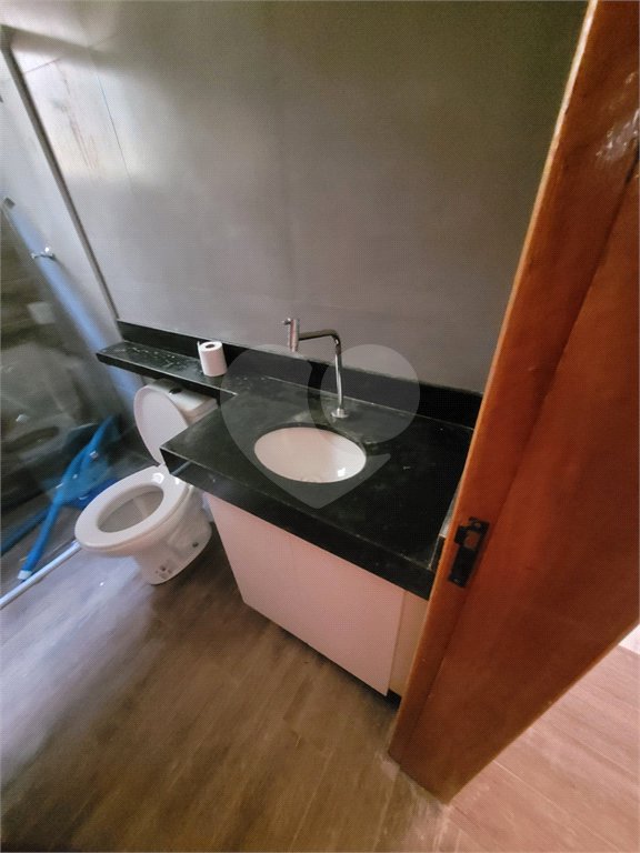 Casa à venda com 3 quartos, sendo 1 suíte,  no condomínio Vale dos Gansos, Mairiporã - SP