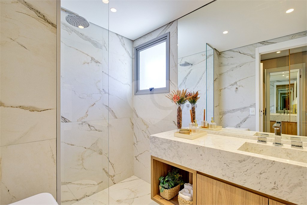 Apartamento à venda com 3 suítes em Vila Clementino, São Paulo, SP