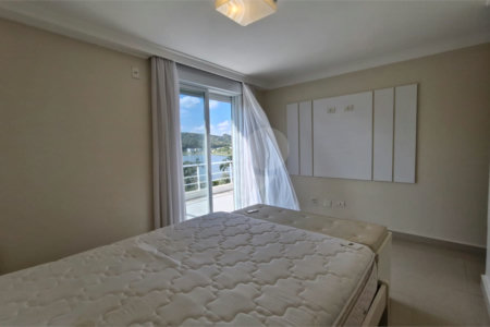 Casa à venda ou para alugar com 5 quartos, sendo 4 suítes, no condomínio Shamballa II, Atibaia - SP