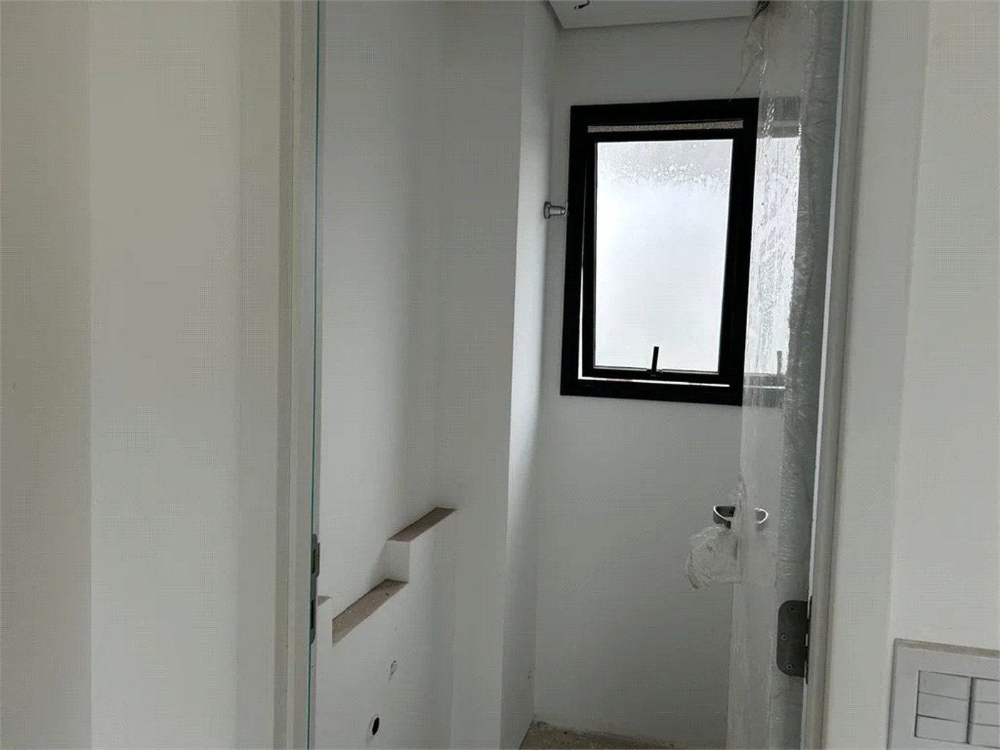 Apartamento à venda com 2 suítes em Cerqueira César, São Paulo, SP