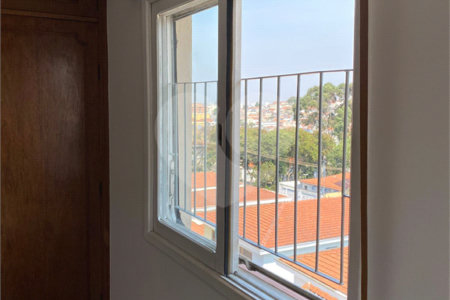 Sobrado à venda com 3 quartos, sendo 1 suíte, em Vila Paulicéia, São Paulo, SP