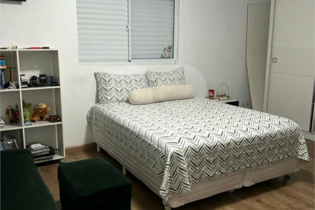 Casa à venda com 3 quartos, sendo 1 suíte,  em Vila Vitória, Mogi das Cruzes, SP