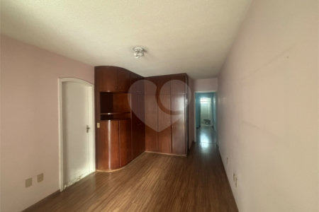 Casa à venda com 3 quartos, sendo 1 suíte, em Vila Boaventura, Jundiaí, SP