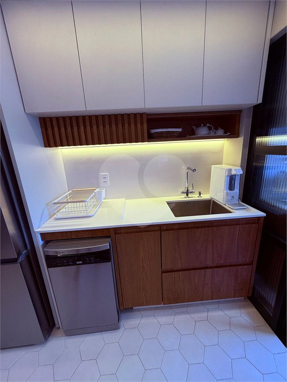 Apartamento à venda com 3 quartos, sendo 1 suíte, em Vila Mariana, São Paulo, SP