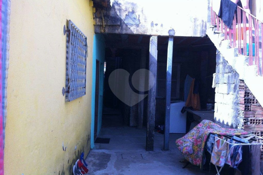 Casa Térrea à venda com 7 quartos em Vila Maria Alta, São Paulo, SP