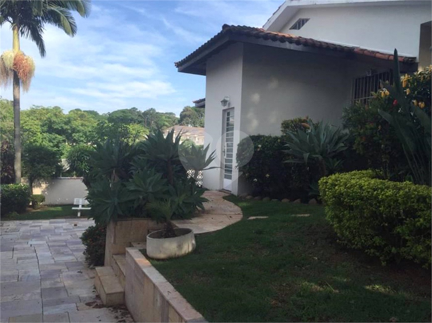 Casa Térrea à venda ou para alugar com 4 suítes em Jardim Floresta, São Paulo, SP
