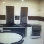 Sobrado à venda com 4 quartos, sendo 2 suítes, em Jaraguá, São Paulo, SP