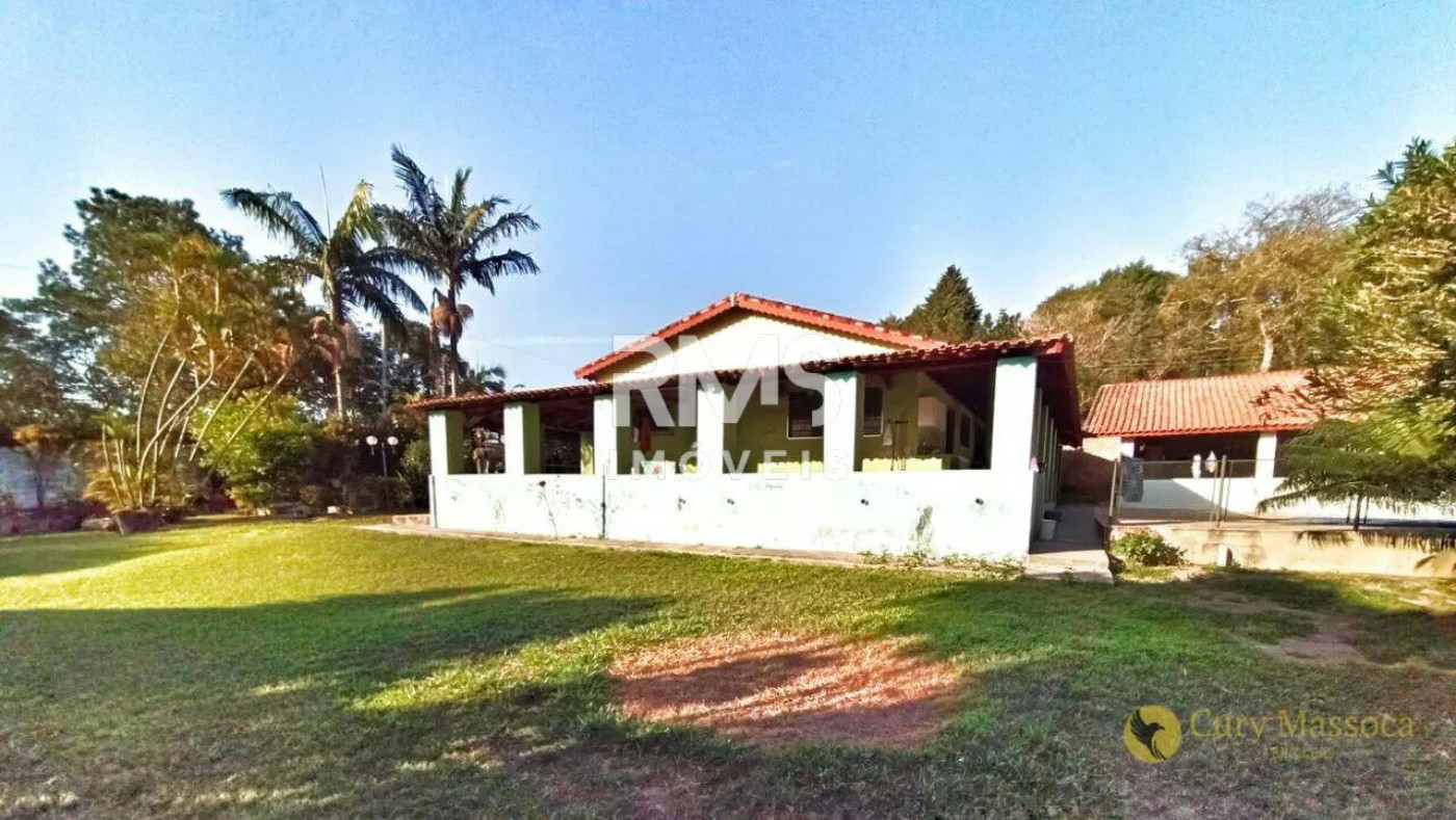 Chácara à venda com 4 quartos, sendo 2 suítes,  em Chácara Sete Quedas, Itu, SP