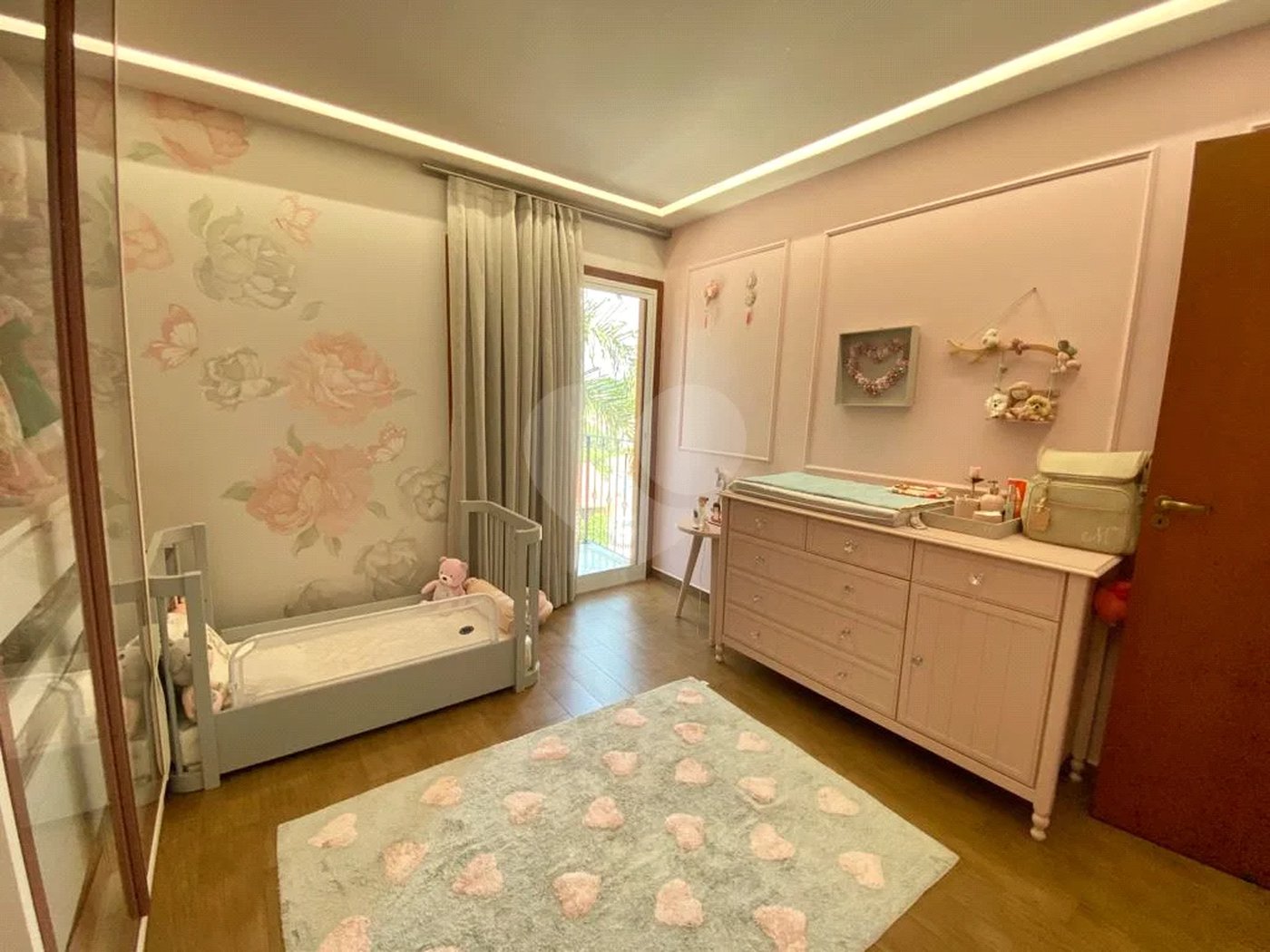 Sobrado 293 mt - 03 suites 2 closed, Sala esposa , sala Tv 5 wcs -