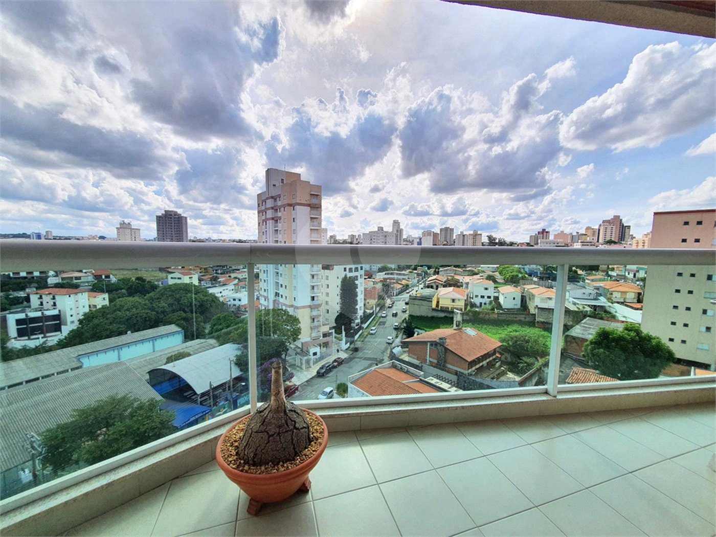 Apartamento à venda com 3 suítes em Jardim Paulistano, Sorocaba, SP