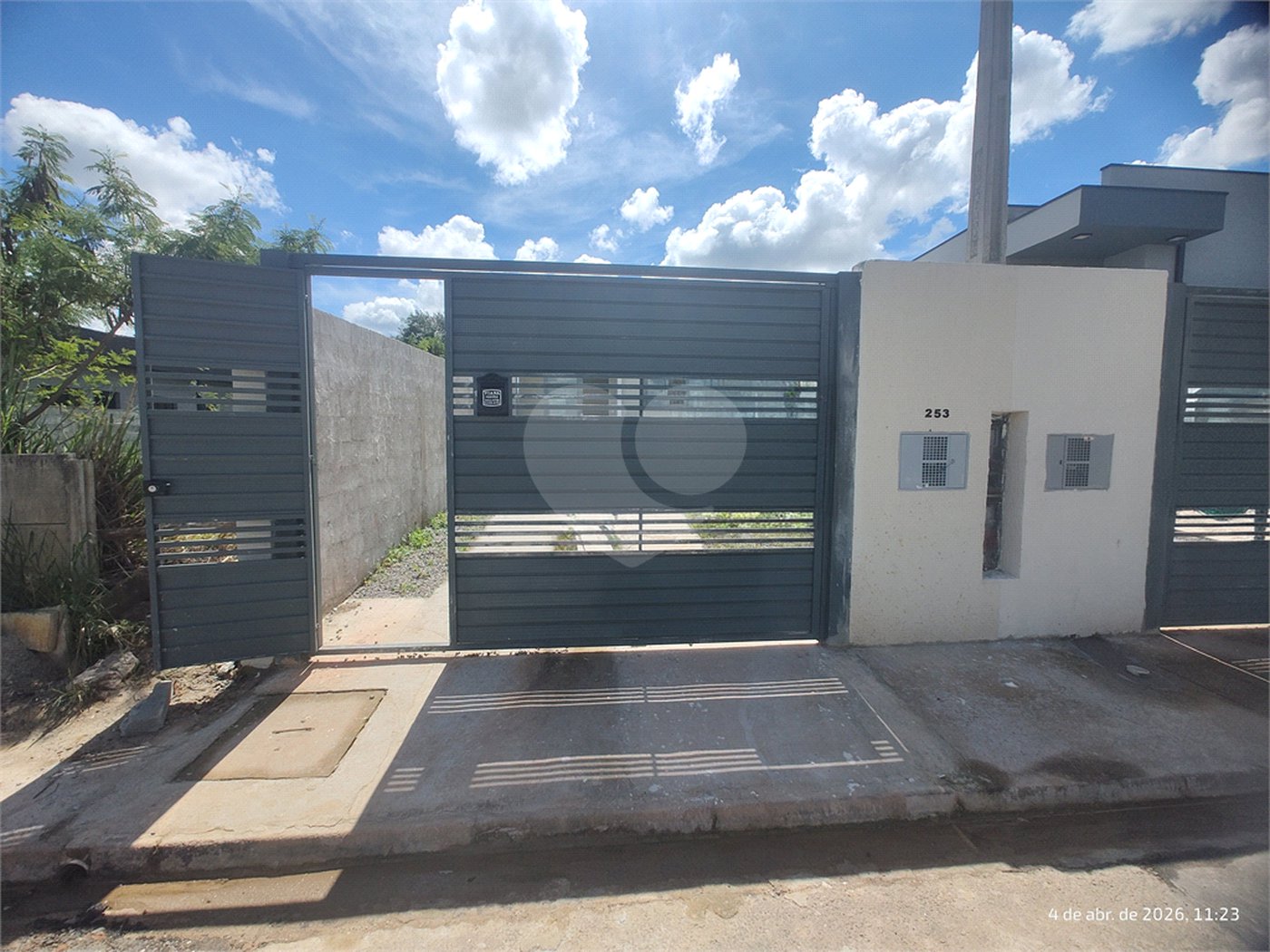 Casa Térrea à venda com 3 quartos, sendo 1 suíte,  em Jardim São Felipe, Atibaia, SP
