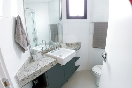 Apartamento à venda com 2 quartos, sendo 1 suíte, em Santa Teresinha, São Paulo, SP