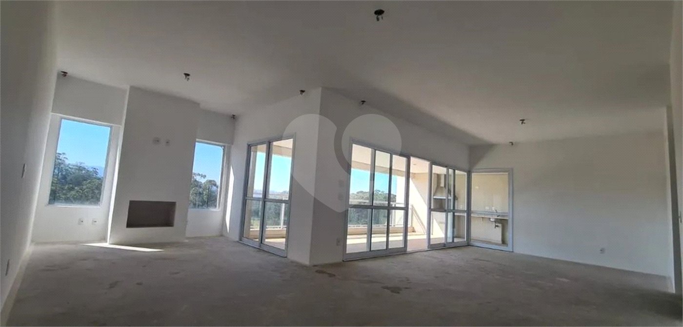 Apartamento à venda com 4 suítes em Jardim Armênia, Mogi das Cruzes, SP