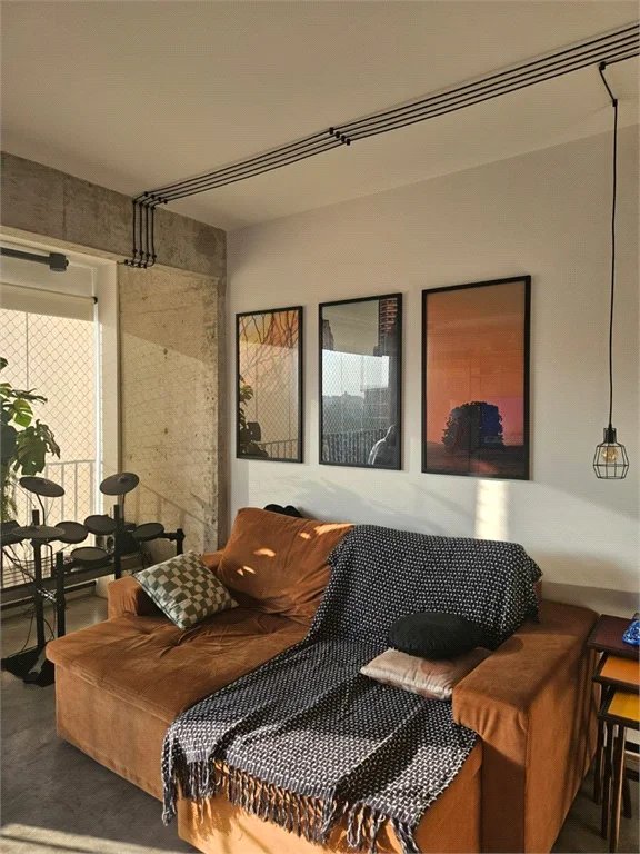 Apartamento à venda com 2 quartos, sendo 1 suíte, em Pinheiros, São Paulo, SP