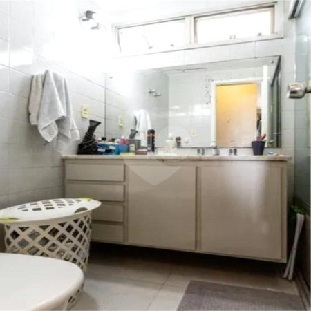 Apartamento à venda com 3 quartos, sendo 1 suíte, em Perdizes, São Paulo, SP