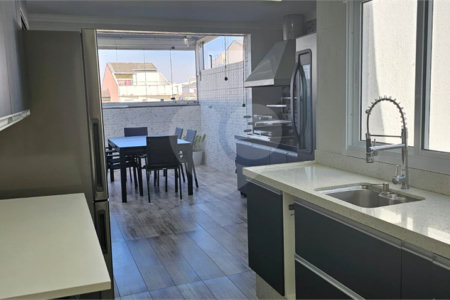 Triplex à venda com 2 quartos, sendo 1 suíte, em Vila Metalúrgica, Santo André, SP
