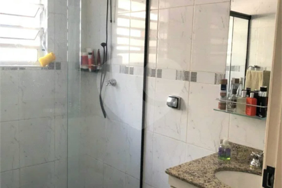 Sobrado à venda com 4 quartos, sendo 1 suíte, em Vila Prudente, São Paulo, SP