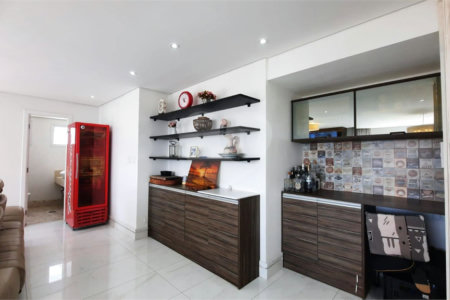 Apartamento à venda com 3 quartos, sendo 1 suíte, em Jardim Marajoara, São Paulo, SP