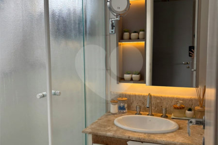 Apartamento à venda com 2 quartos, sendo 1 suíte,  em Vila Andrade, São Paulo, SP