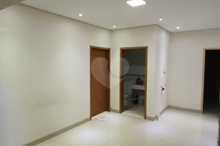 Casa à venda com 3 quartos, sendo 1 suíte, em Jardim Panorama, Salto, SP