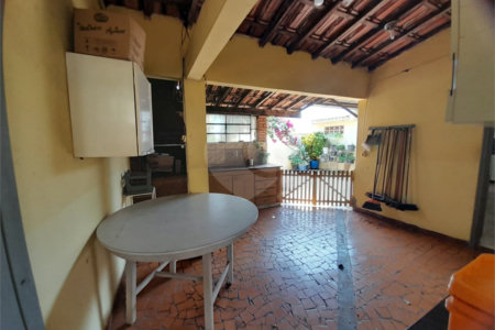 Casa multifuncional a venda na Vila Boa Vista 1