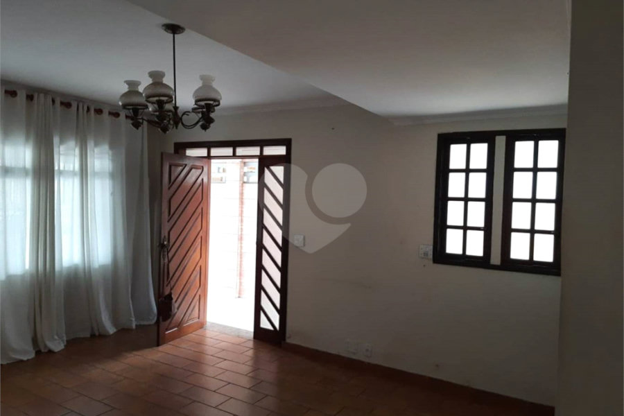 Sobrado à venda com 2 quartos no Brasilândia, São Paulo, SP