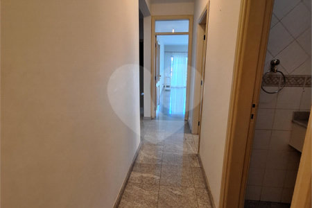 Casa à venda ou para alugar com 4 quartos, sendo 2 suítes,  em Santa Rosa, Vinhedo, SP