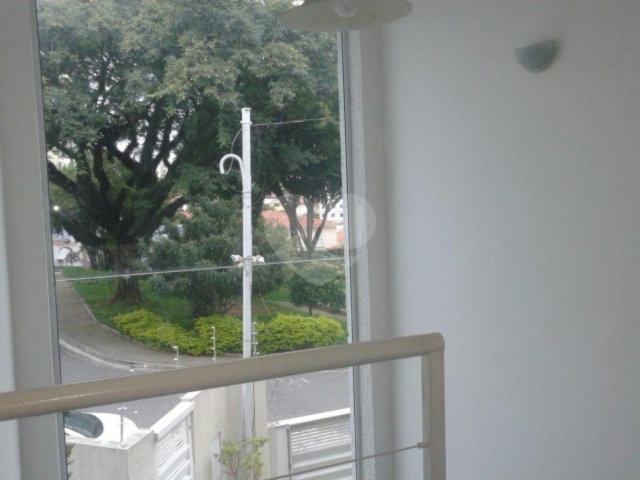 Casa à venda com 3 suítes no condomínio Praça Vitoriano Rodrigues Xavier,35, São Paulo - SP