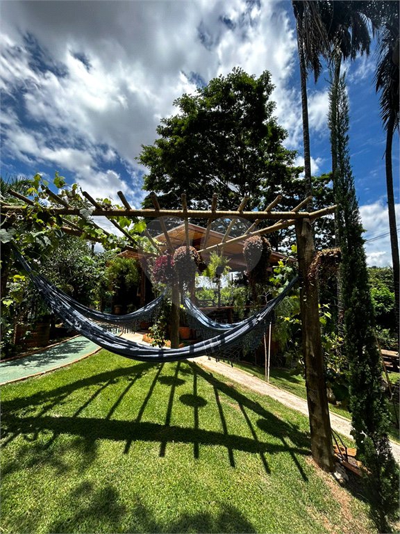 Chácara à venda com 3 suítes em Santa Claudina, Vinhedo, SP