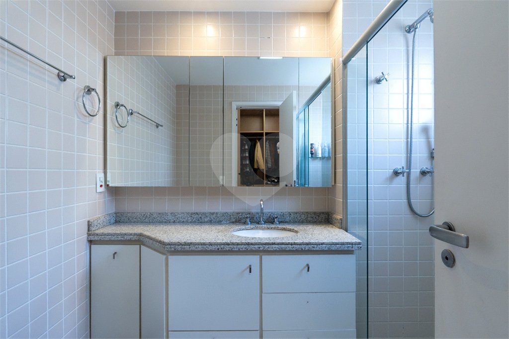 Apartamento à venda com 3 suítes em Brooklin, São Paulo, SP
