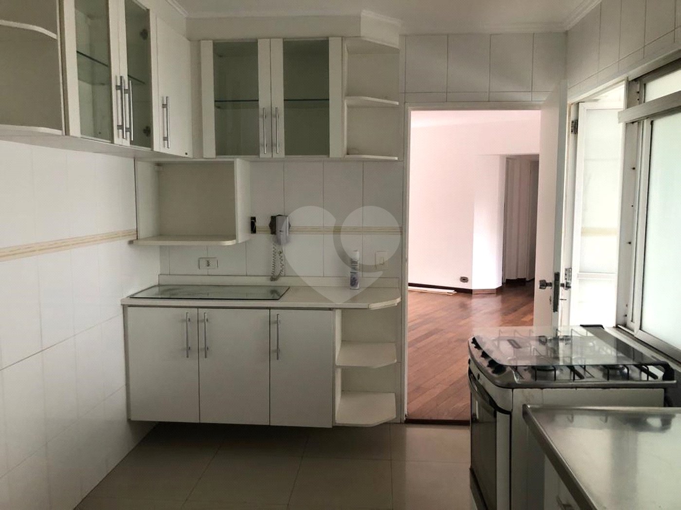 Apartamento à venda com 3 quartos, sendo 1 suíte, em Vila Andrade, São Paulo, SP
