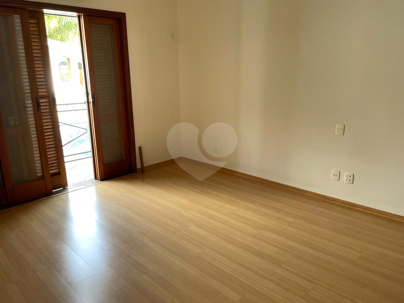 Casa à venda com 4 suítes no condomínio São Joaquim, Vinhedo - SP