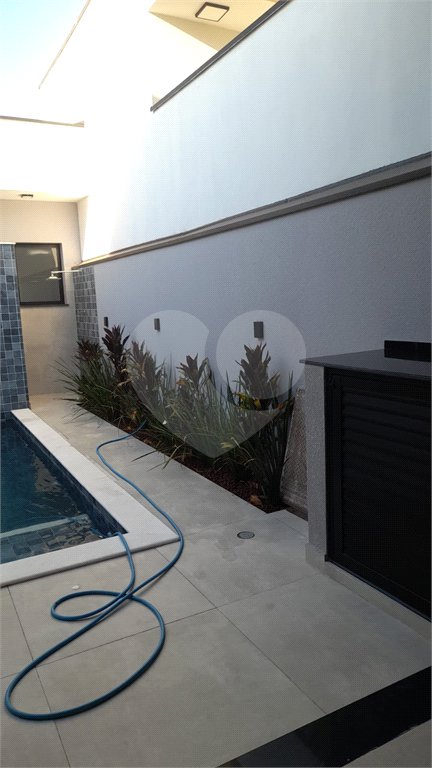 Casa à venda com 3 suítes no condomínio Jardim Laguna, Indaiatuba - SP