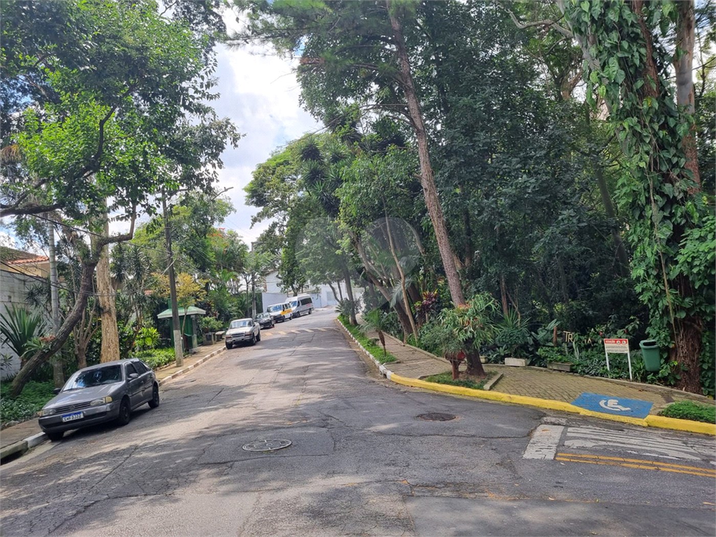 Sobrado à venda com 4 suítes em Jardim Olympia, São Paulo, SP