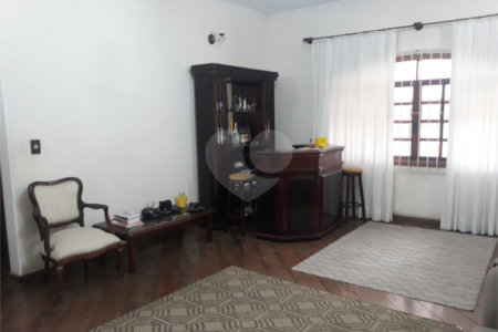 Sobrado à venda com 3 quartos, sendo 1 suíte, em Jardim Flórida, São Roque, SP