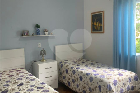 Casa à venda com 5 quartos, sendo 3 suítes, no condomínio Zuleika Jabour, Salto - SP