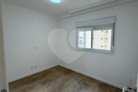 Apartamento à venda com 3 quartos, sendo 1 suíte, em Jardim Aeroporto, São Paulo, SP