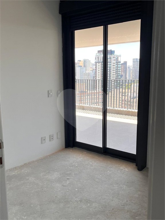 Apartamento à venda com 3 suítes em Pinheiros, São Paulo, SP