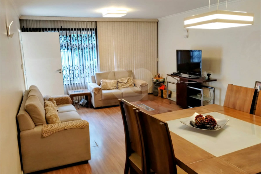 Casa à venda com 4 quartos, sendo 1 suíte, em Vila Guilherme, São Paulo, SP