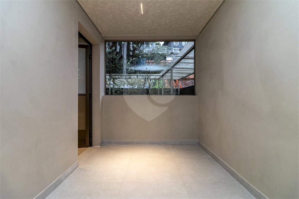 Apartamento à venda com 4 suítes em Jardim Guedala, São Paulo, SP