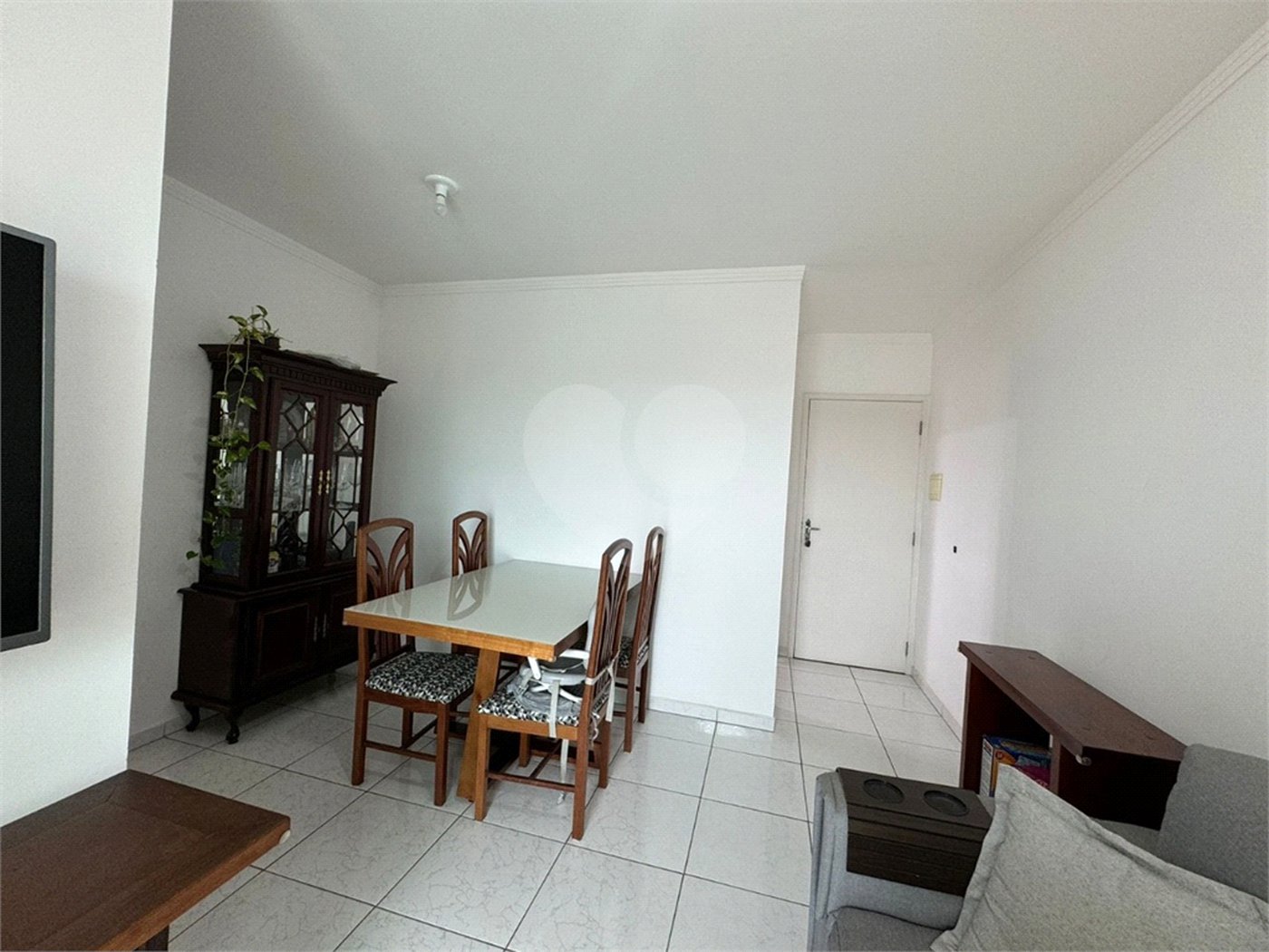 Apartamento à venda com 2 quartos, sendo 1 suíte, em Vila Haro, Sorocaba, SP
