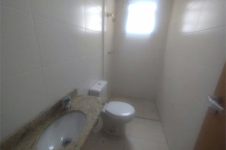 Apartamento Moderno à Venda na Enseada | Varanda Gourmet e Lazer Completo