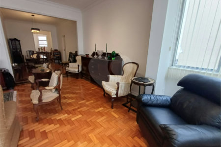 Apartamento à venda com 3 quartos, sendo 1 suíte, em Copacabana, Rio de Janeiro, RJ