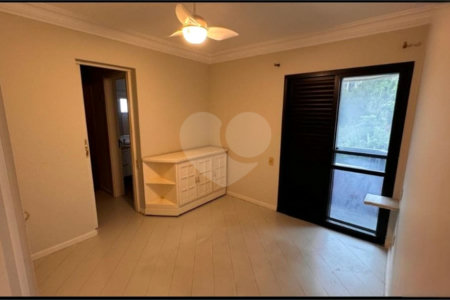 Apartamento à venda ou para alugar com 3 quartos, sendo 1 suíte, em Vila Andrade, São Paulo, SP