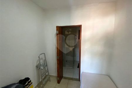 Casa à venda com 2 suítes no condomínio Pila, São Paulo - SP