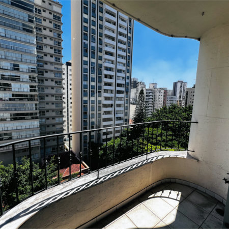 Apartamento à venda com 3 quartos, sendo 1 suíte, em Santa Cecília, São Paulo, SP