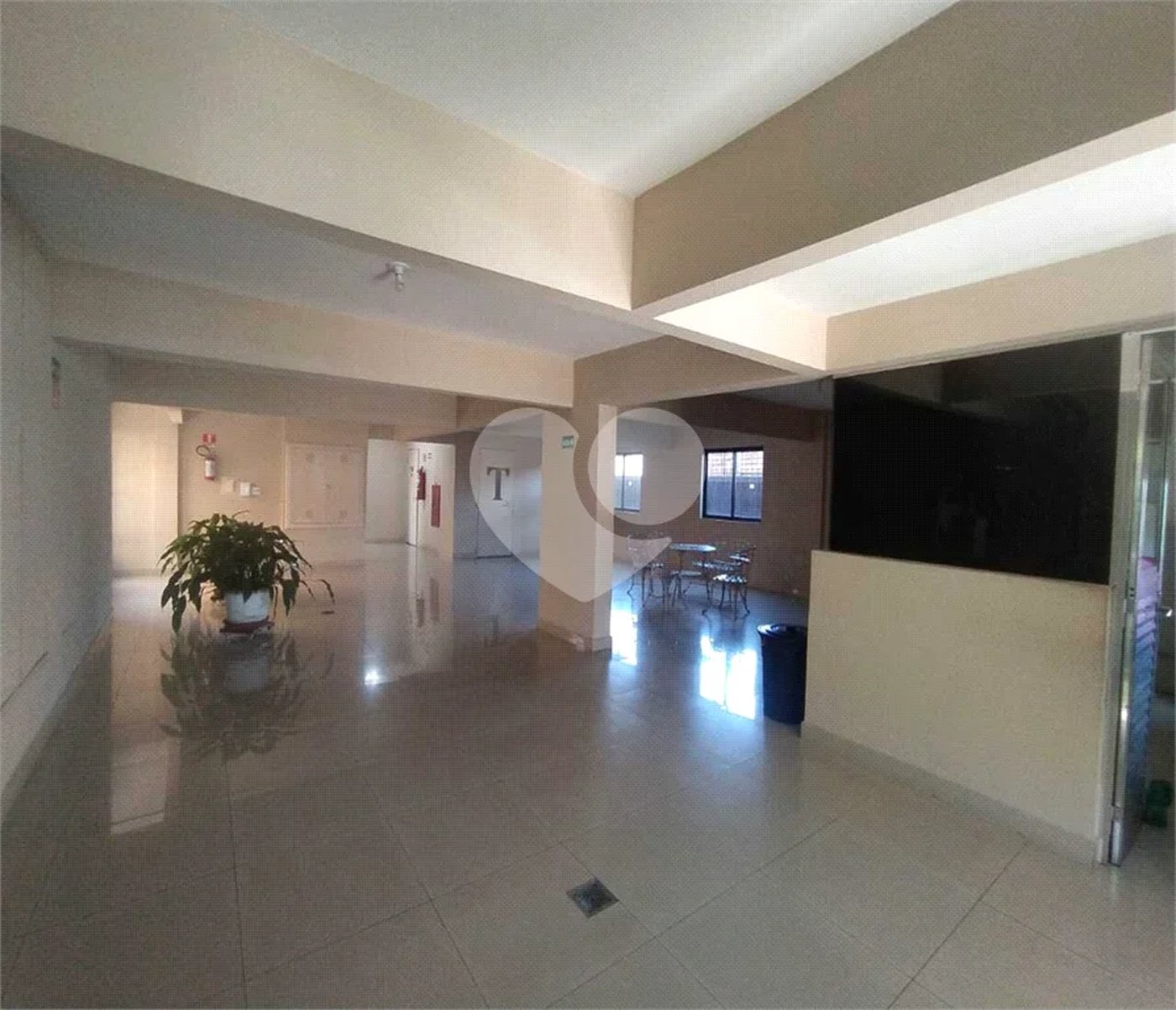Apartamento à venda com 2 quartos em Chora Menino, São Paulo, SP