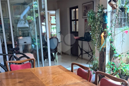 Casa de Vila à venda com 4 quartos, sendo 1 suíte, em Vila Olímpia, São Paulo, SP