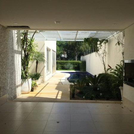 Sobrado à venda ou para alugar com 7 quartos, sendo 4 suítes, em Cidade Jardim, São Paulo, SP